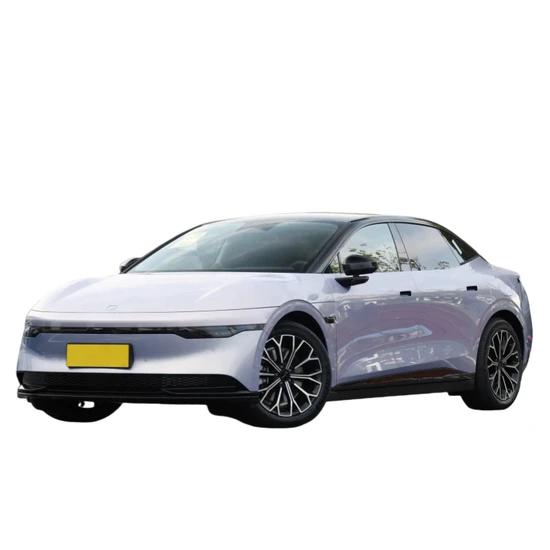 Bishkek Hot Sale 2025 Geely Zeekr 007 EV Sedan 4WD 2WD 210km Long Range 1000km Electric Car with 475kw 646 PS Awd Drive 
