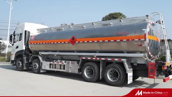 HOWO Fuel Truck 8X4 Drive, Tank Capacity 30, 000L 