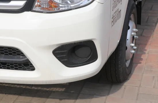 Stylish Design Elements: M1 Xiangling Edition Compact Pickup Truck Car 