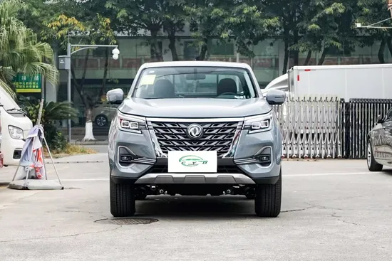 Good Performance Dongfeng Rich7 Pickup Fuel Vehicle High Quality 4*4 Manual Double Cabin off