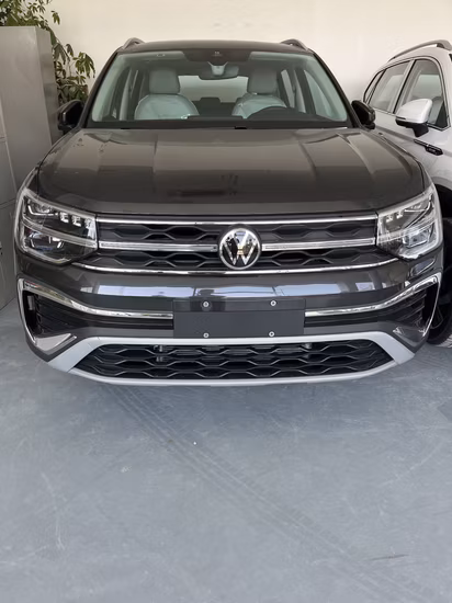 Geely Atlas L 1.5 T Wholesale Luxury Gasoline Car Petrol Vehicles 4WD High Performance Chinese Brands Cars Compact SUV Geely Boyue